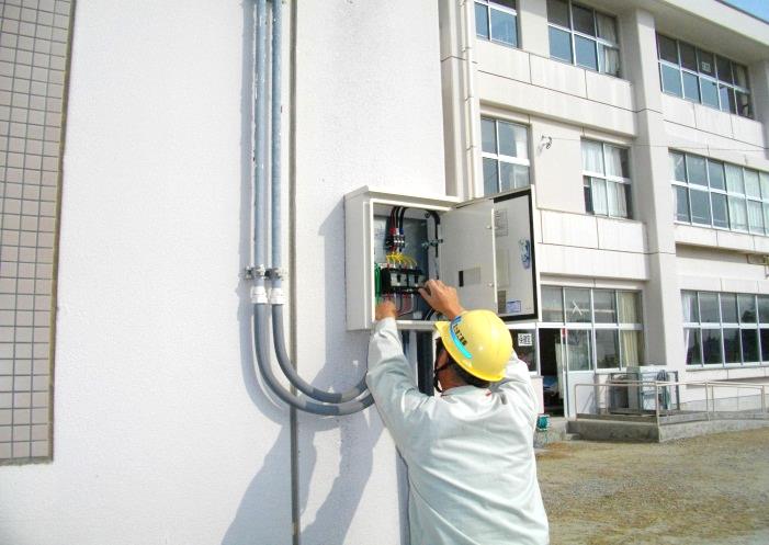保守点検業務事例 保安装置 空調・動力分電盤点検作業
